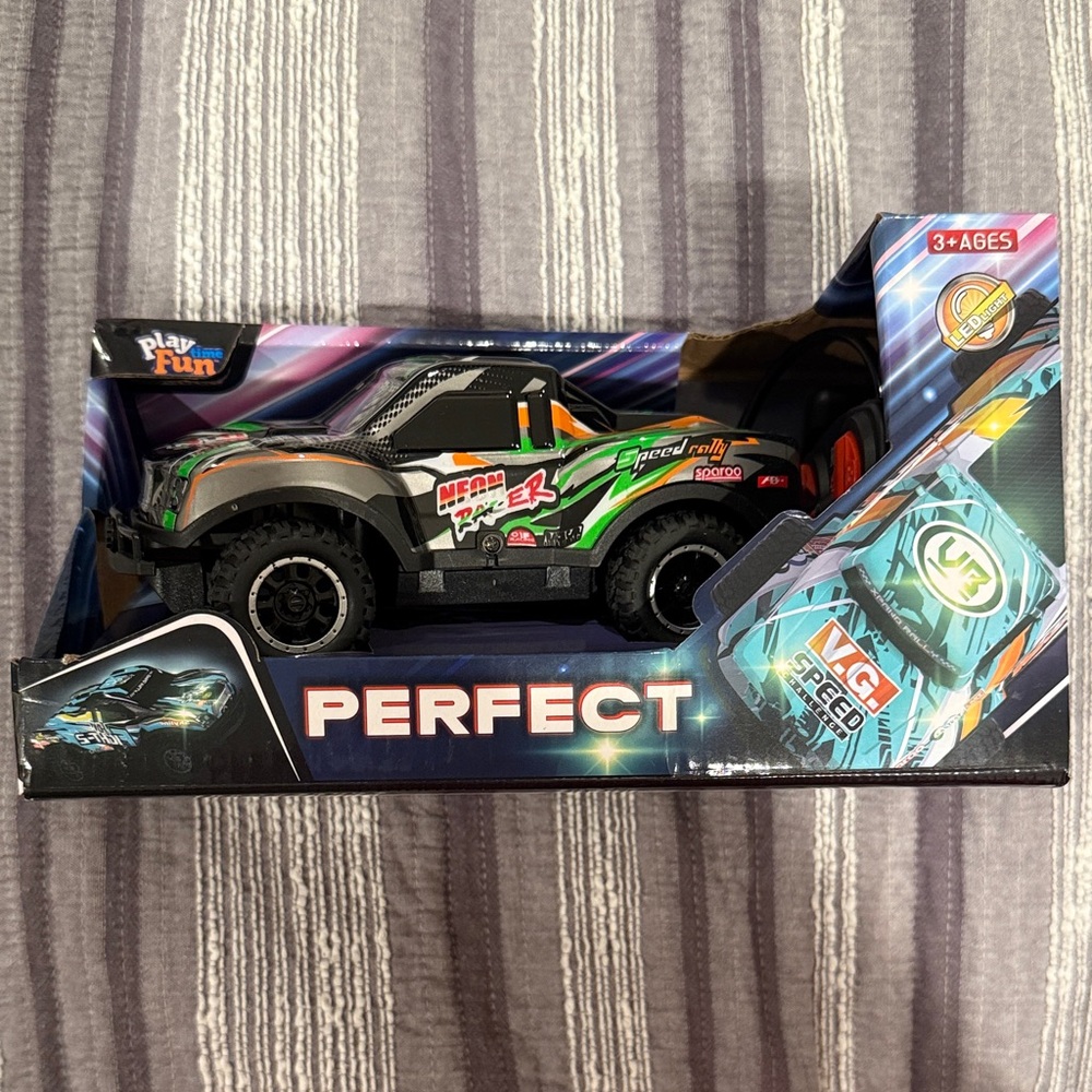 Radio Control Neon Racer - Truck
